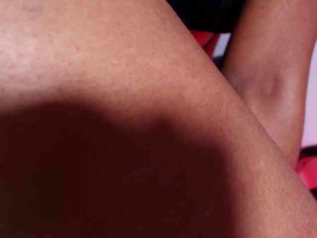 naomi-k webcam
