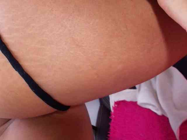 naomi-k webcam