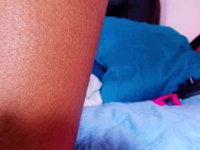 naomi-k webcam