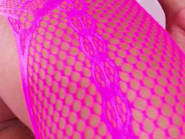 naomi-k webcam