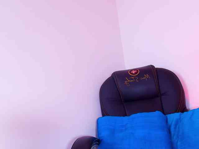 naomi-k's live room