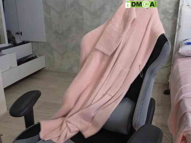 Nikavaynya Live Webcam on BongaCams