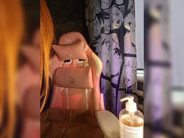 peku-keksy live cam on BongaCams