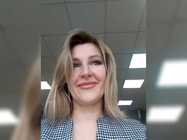 LagoonJoy's BongaCams show and profile