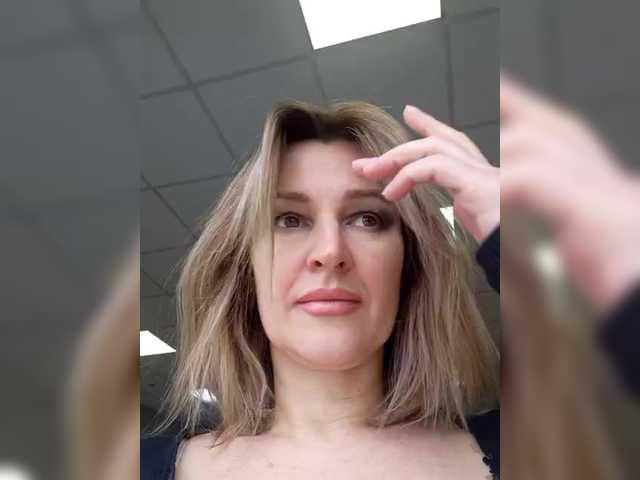 LagoonJoy's BongaCams show and profile