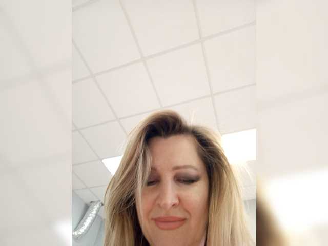 LagoonJoy's BongaCams show and profile