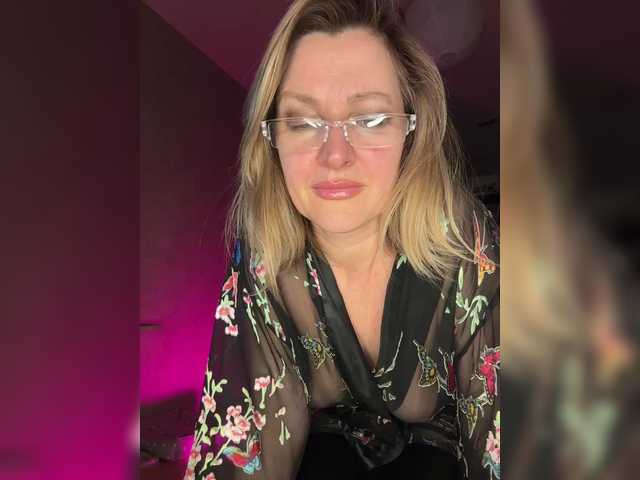 LagoonJoy's BongaCams show and profile