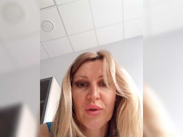 LagoonJoy live webcam show