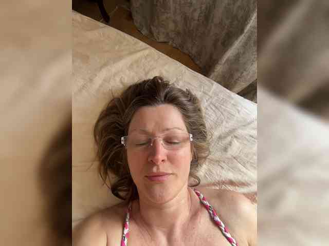 LagoonJoy Live Webcam on BongaCams