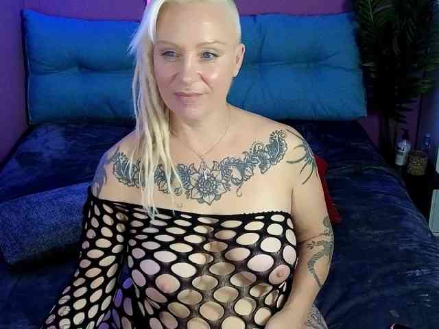 JaninaSecret Live Webcam on BongaCams