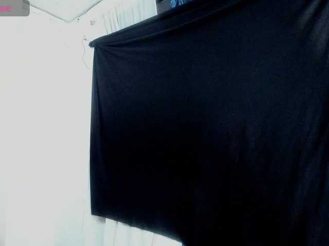 latinaStepStar live cam on BongaCams