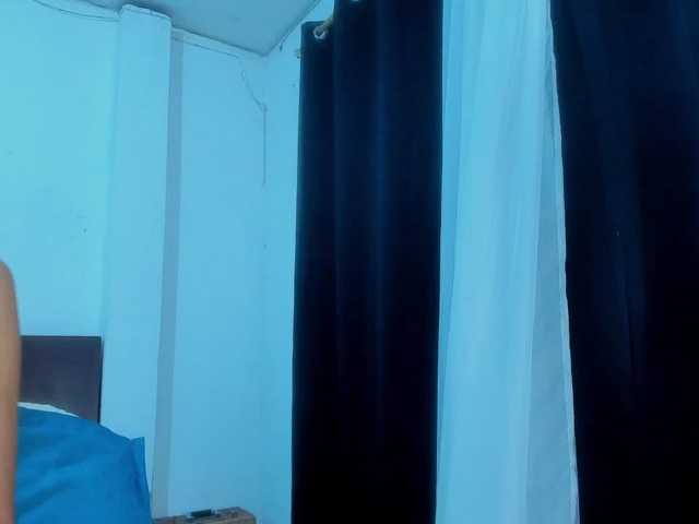 latinaStepStar live cam on BongaCams