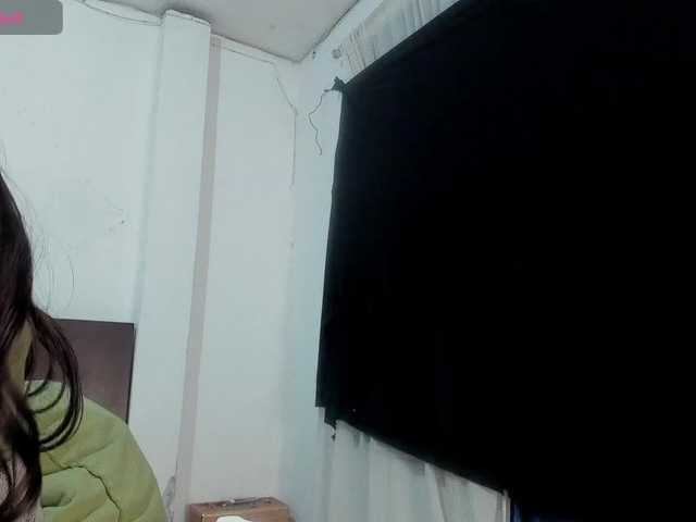 latinaStepStar live cam on BongaCams