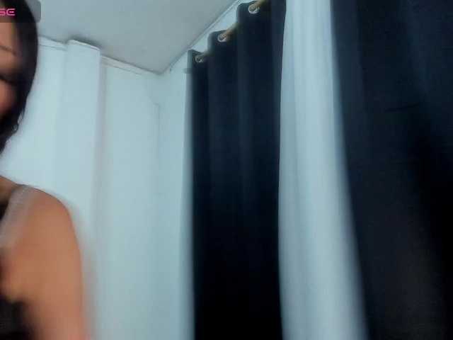 latinaStepStar live cam on BongaCams