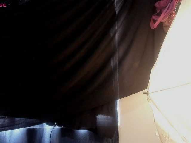 latinaStepStar live cam on BongaCams