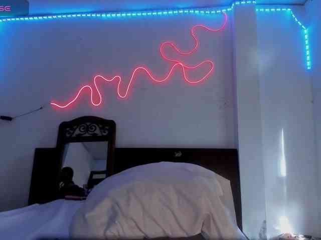 latinaStepStar webcam