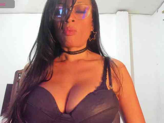 latinaStepStar webcam