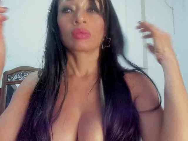latinaStepStar webcam