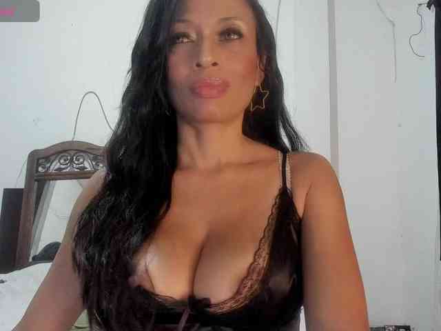 latinaStepStar webcam