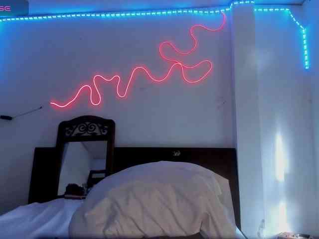 latinaStepStar webcam