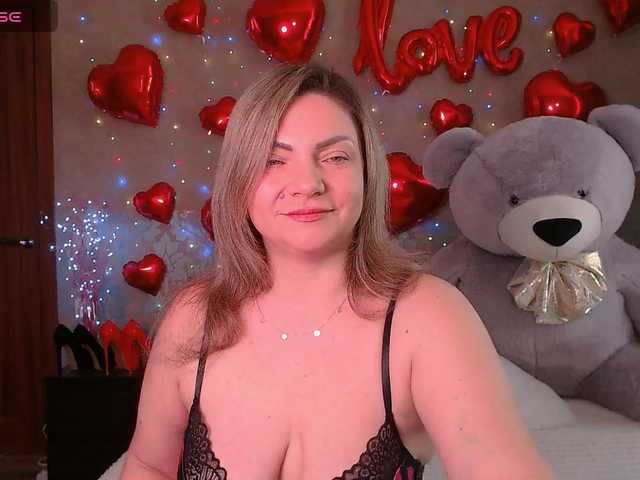 TerriLaxxx's BongaCams show and profile
