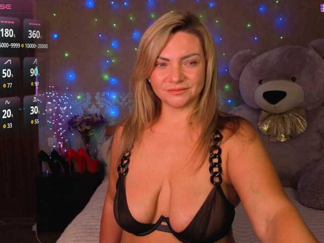 TerriLaxxx live cam on BongaCams
