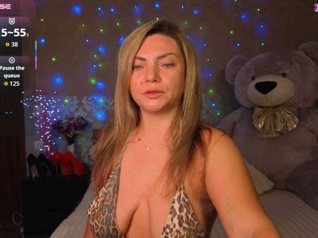 TerriLaxxx live cam on BongaCams