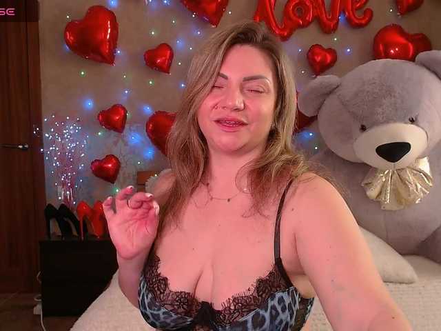 TerriLaxxx's BongaCams show and profile