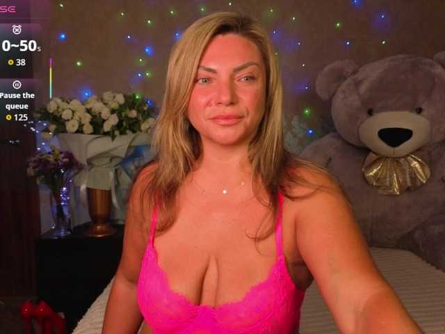 TerriLaxxx live cam on BongaCams