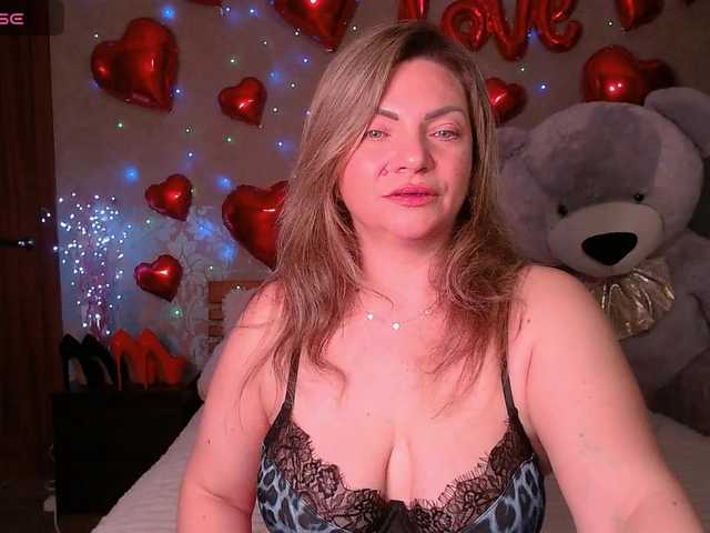 TerriLaxxx's BongaCams show and profile