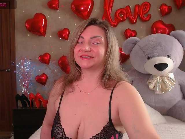 TerriLaxxx's BongaCams show and profile