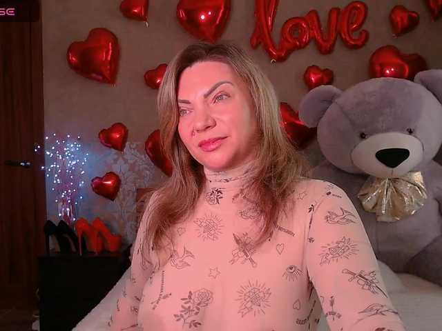 TerriLaxxx's BongaCams show and profile