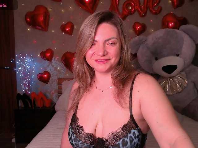 TerriLaxxx's BongaCams show and profile