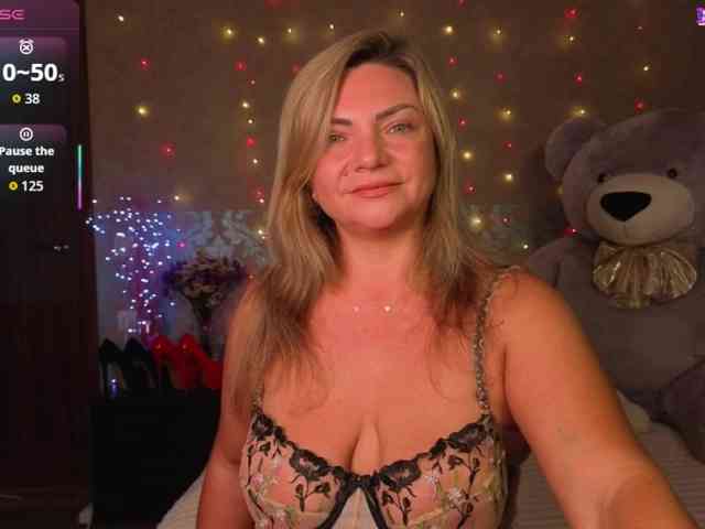 TerriLaxxx webcam