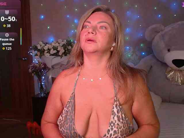 TerriLaxxx webcam