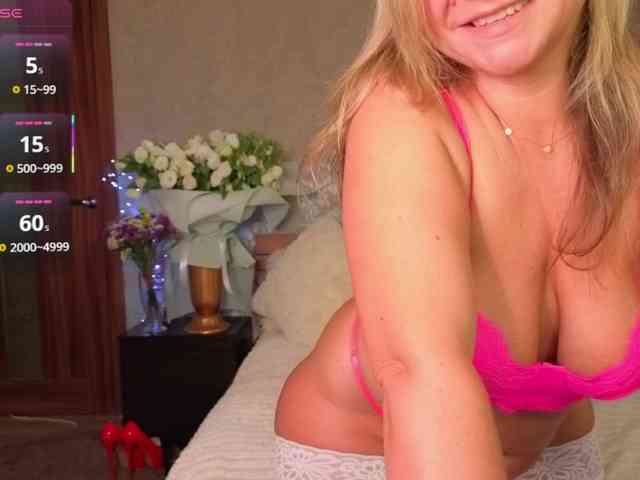 TerriLaxxx webcam