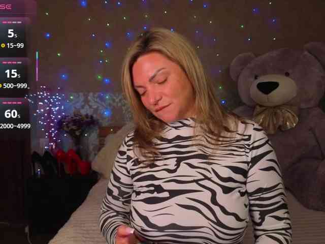 TerriLaxxx webcam