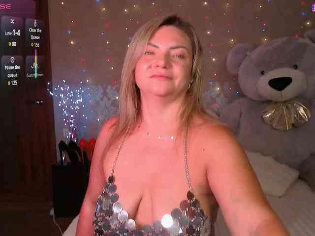 TerriLaxxx webcam