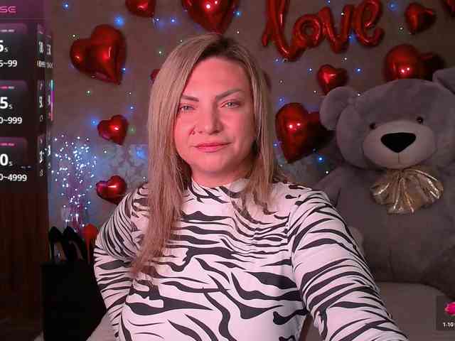 TerriLaxxx webcam