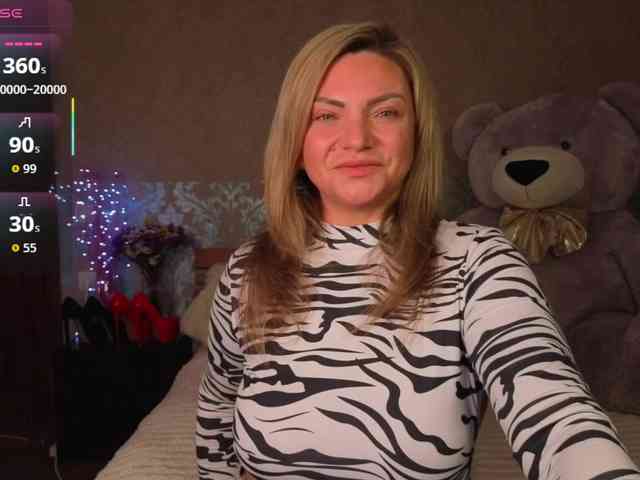 TerriLaxxx webcam