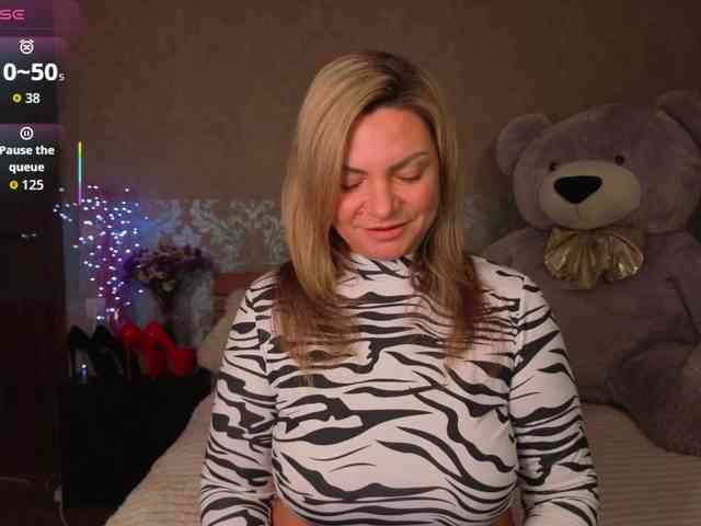 TerriLaxxx webcam
