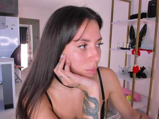 Ashley-Wow live cam on BongaCams