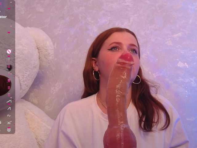 Lilith-Hustle live webcam show
