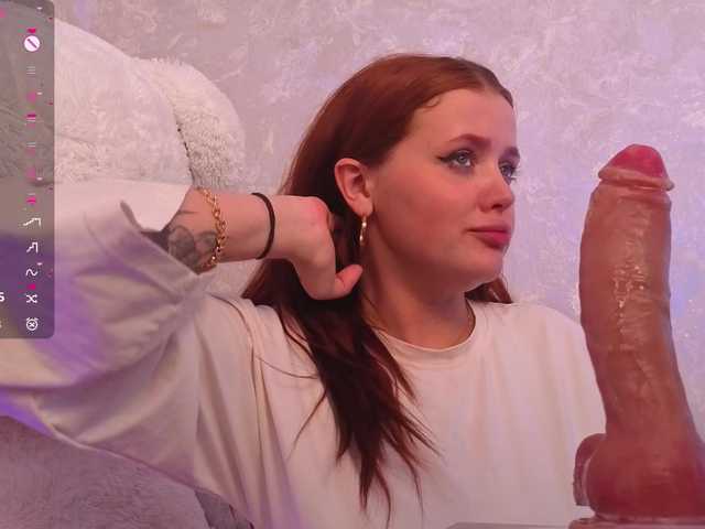 Lilith-Hustle live webcam show