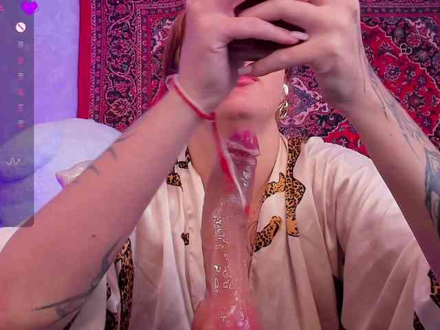 Lilith-Hustle webcam