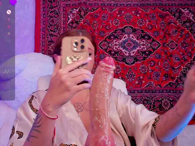 Lilith-Hustle webcam