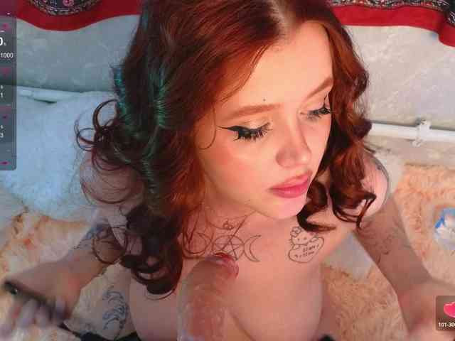 Lilith-Hustle webcam