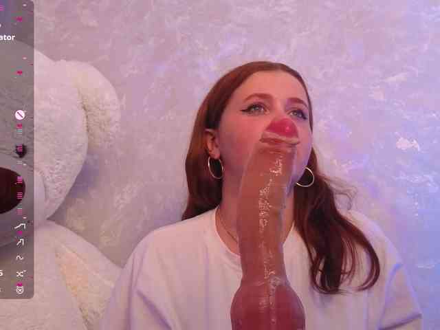 Lilith-Hustle webcam