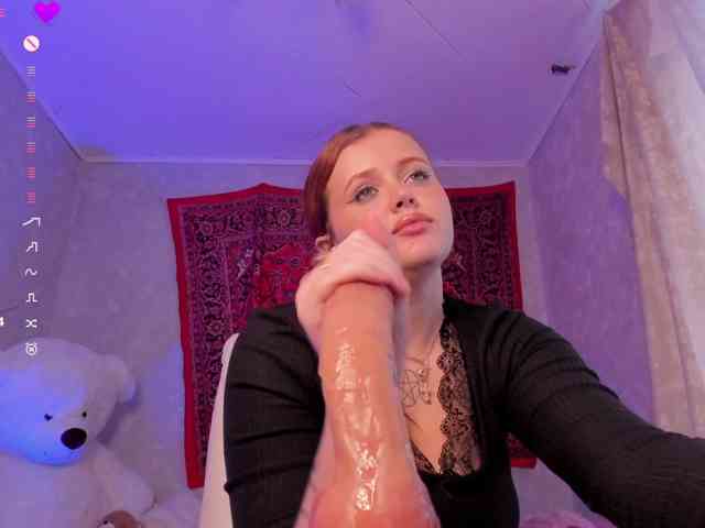 Model: Lilith-Hustle