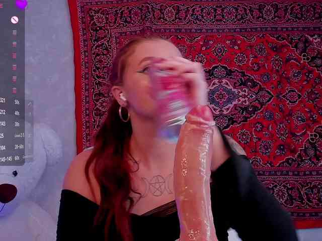 Lilith-Hustle webcam